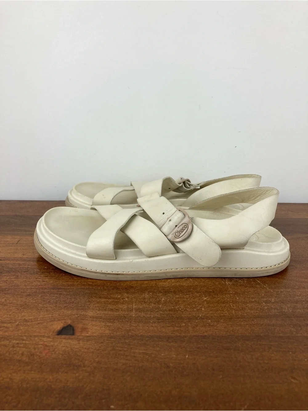 Chaco Townes Mid Form Angora Platform Sandals Ivory Leather Women’s Size 8.